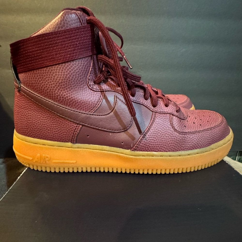 Retro Nike Air Force 1 Burgundy Gummies Bottoms Size 9.
